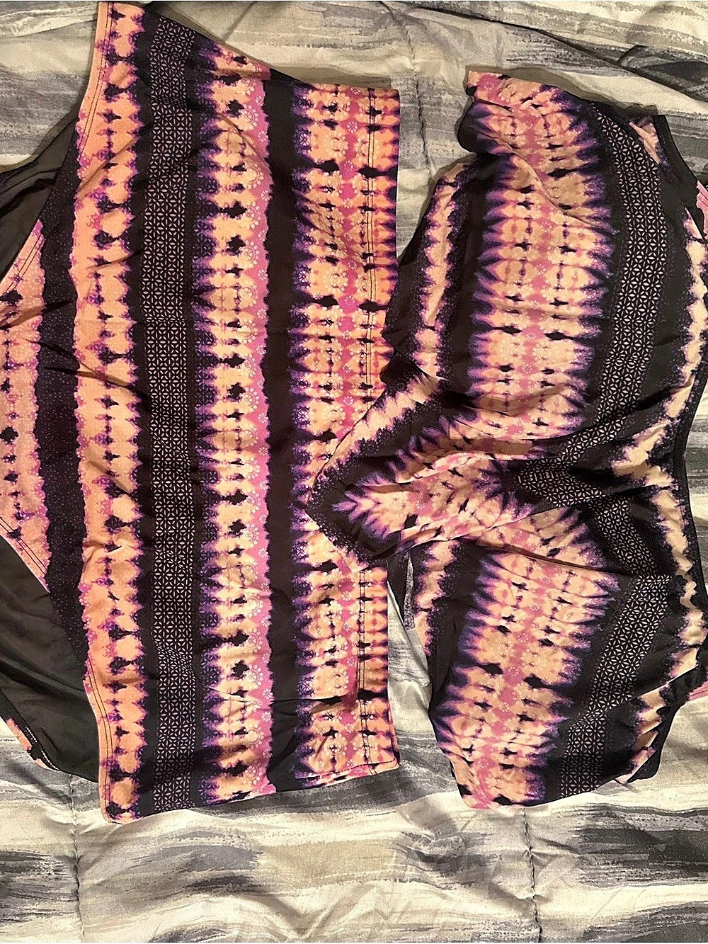 Women's Bathing suit set in Black & Pink